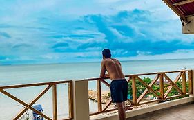 Merakai Hostel Rincon del Mar